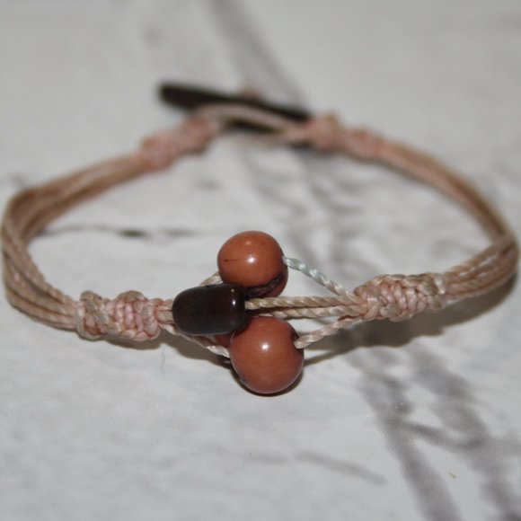 Beautiful pink cord and wooden bead bracelet 7" - Picture 1 of 3